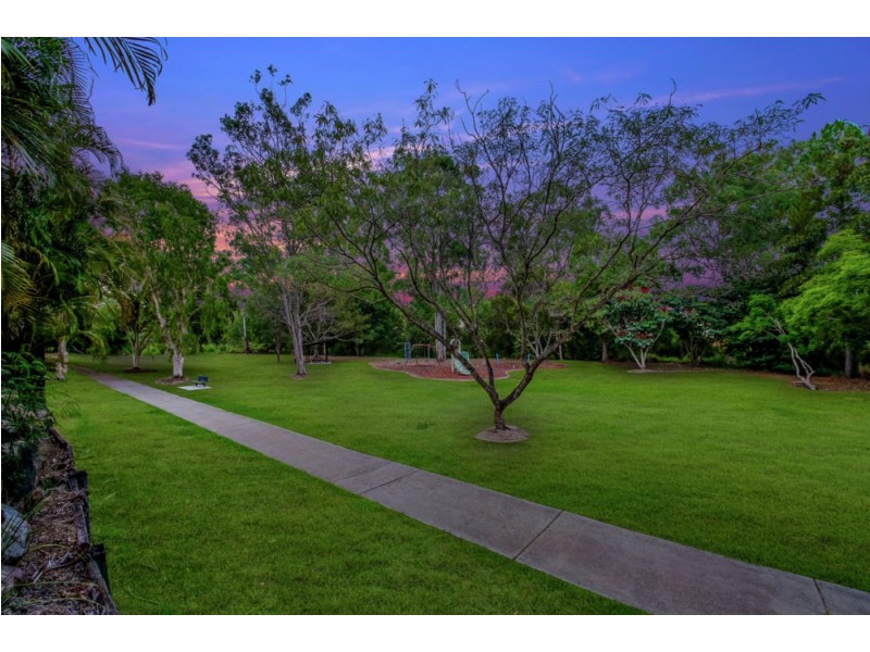 12 Leatherwood Drive, Arana Hills QLD 4054