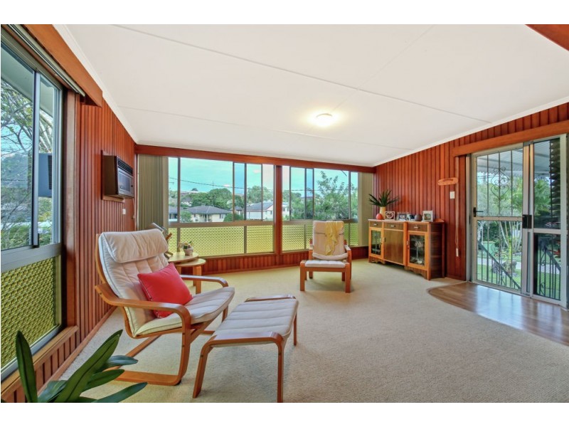 18 Bringelly Street, Arana Hills QLD 4054