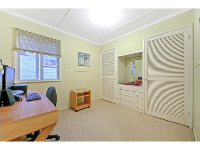 18 Bringelly Street, Arana Hills QLD 4054