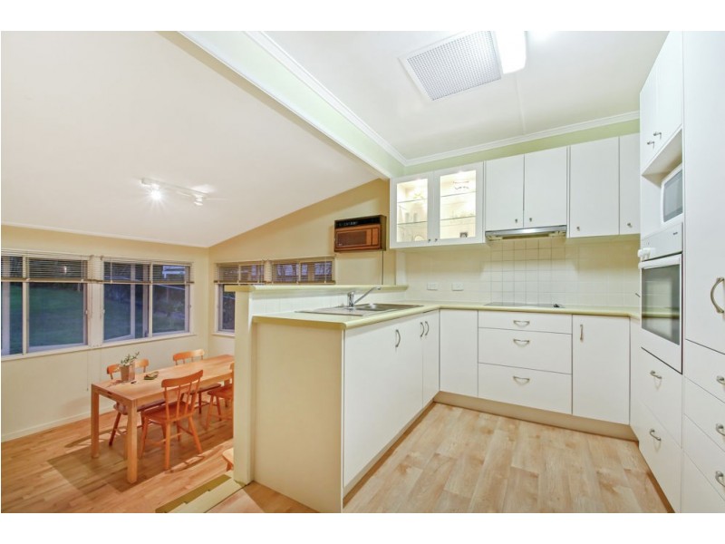 18 Bringelly Street, Arana Hills QLD 4054