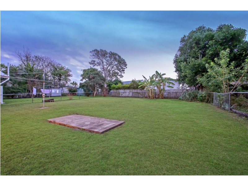 18 Bringelly Street, Arana Hills QLD 4054