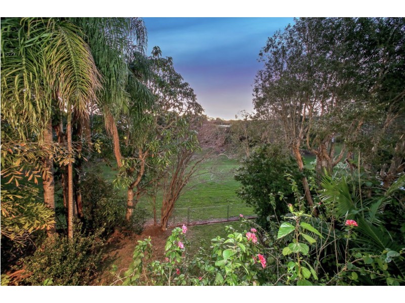 3 Nyora Street, Everton Hills QLD 4053