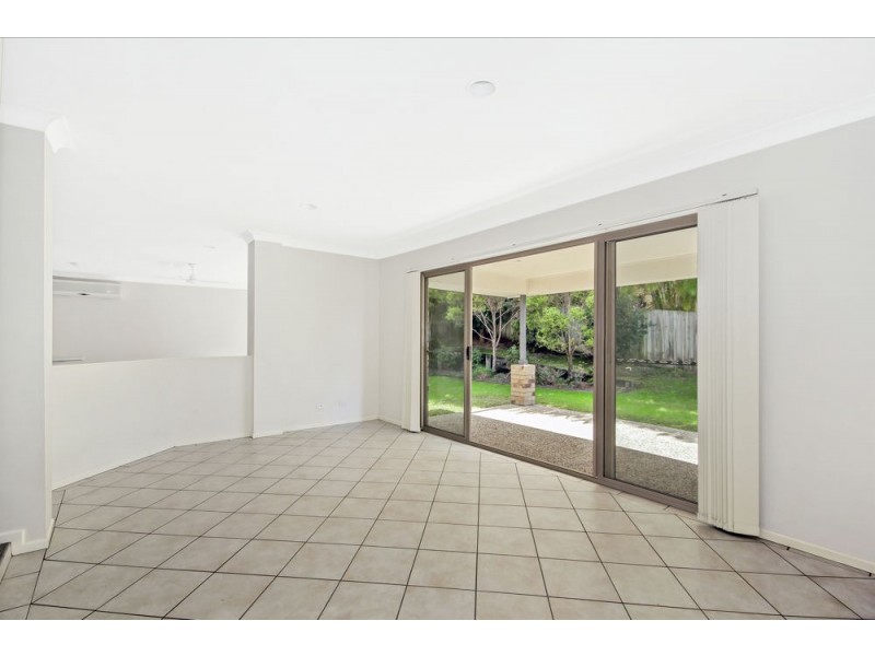 1 Pfeiffer Place, Mcdowall QLD 4053