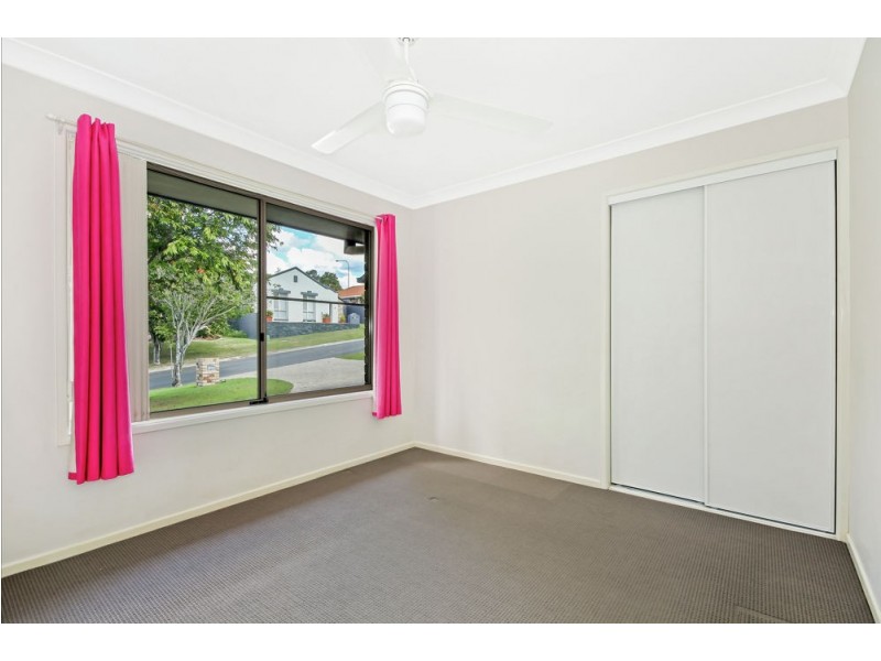 1 Pfeiffer Place, Mcdowall QLD 4053