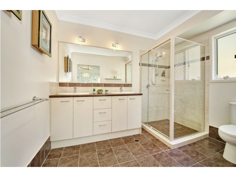 20 Arris Close, Upper Kedron QLD 4055