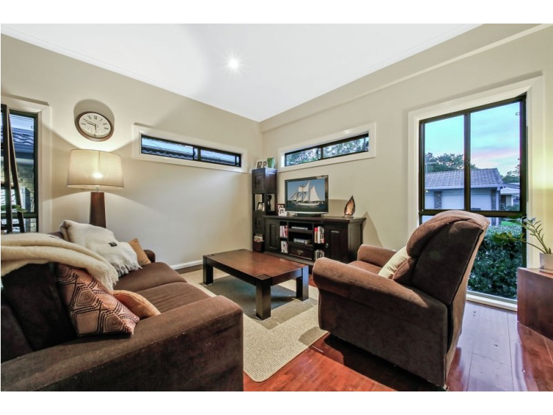 42 Yathong Court, Arana Hills QLD 4054