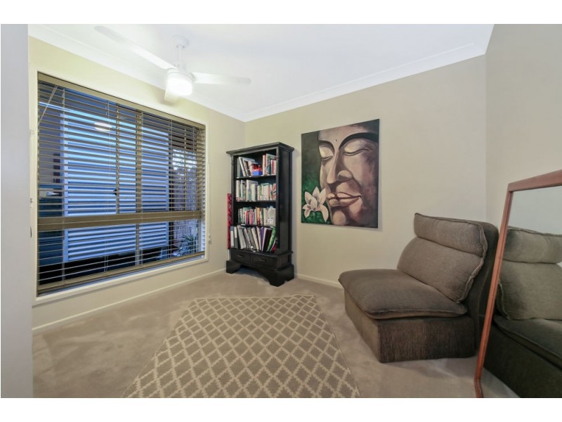 42 Yathong Court, Arana Hills QLD 4054