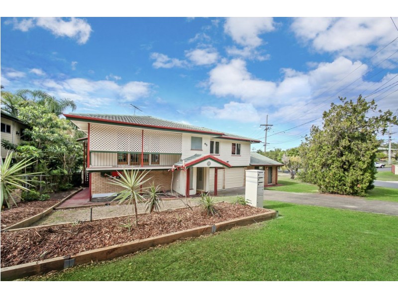 2/95 Minto Crescent, Arana Hills QLD 4054