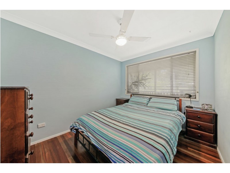 27 Yathong Court, Arana Hills QLD 4054