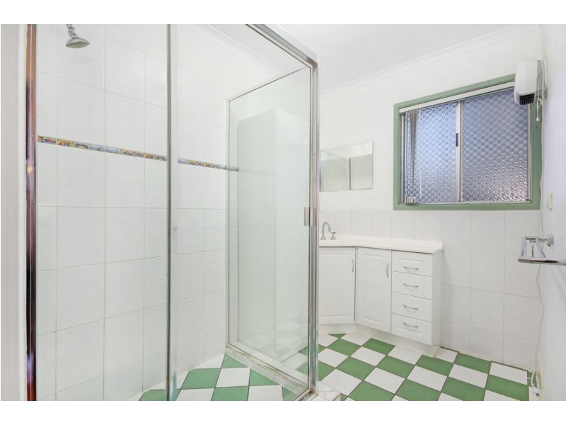 25 Barney Street, Arana Hills QLD 4054