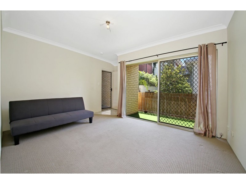 4/4 Lutana Street, Stafford QLD 4053