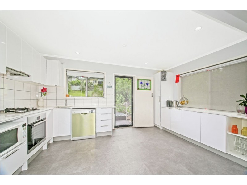 96 Minto Crescent, Arana Hills QLD 4054