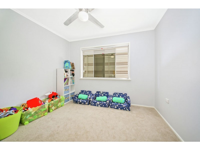 96 Minto Crescent, Arana Hills QLD 4054