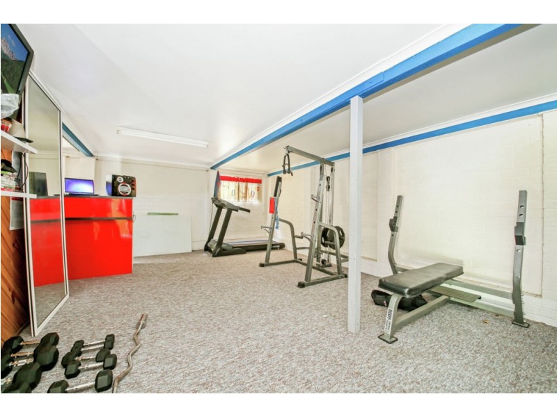 96 Minto Crescent, Arana Hills QLD 4054