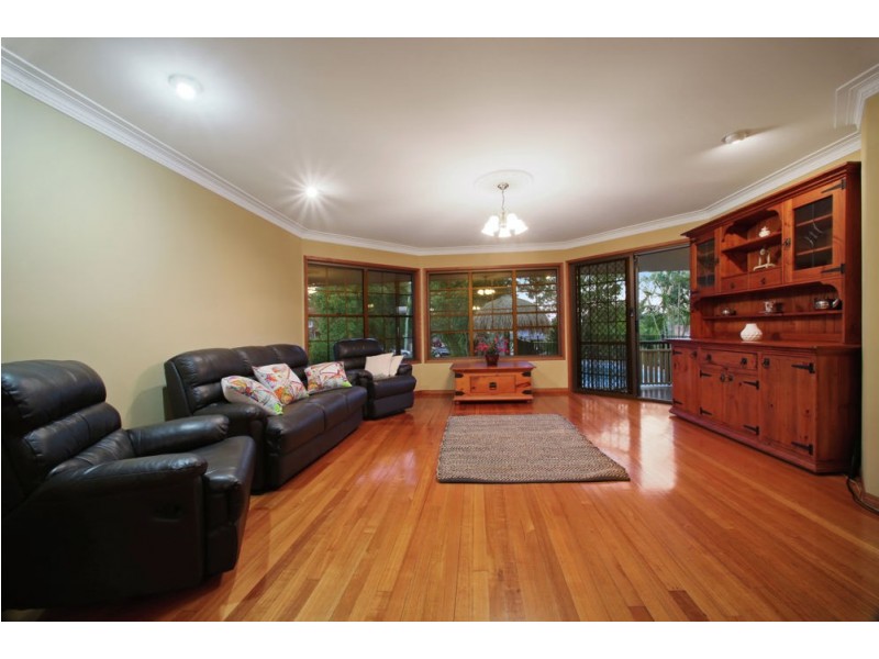 9 Osprey Court, Albany Creek QLD 4035