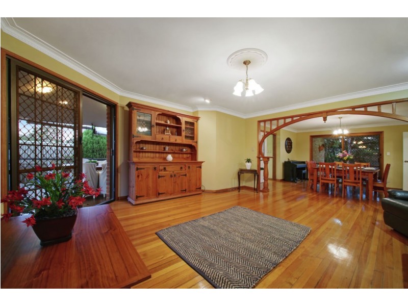 9 Osprey Court, Albany Creek QLD 4035