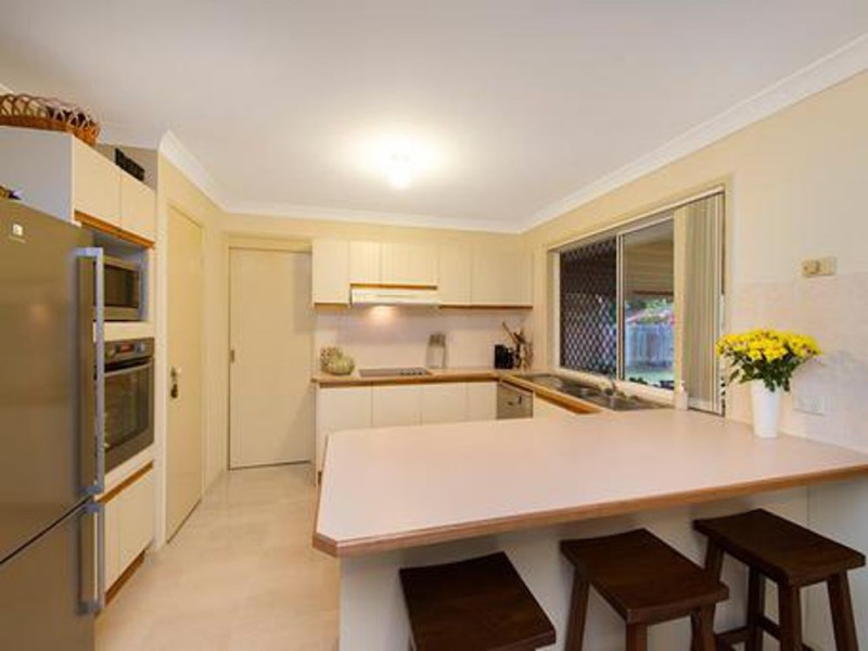 20 Monash Place, Ferny Grove QLD 4055
