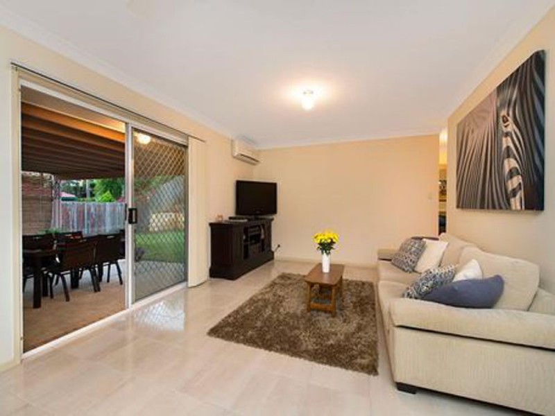 20 Monash Place, Ferny Grove QLD 4055