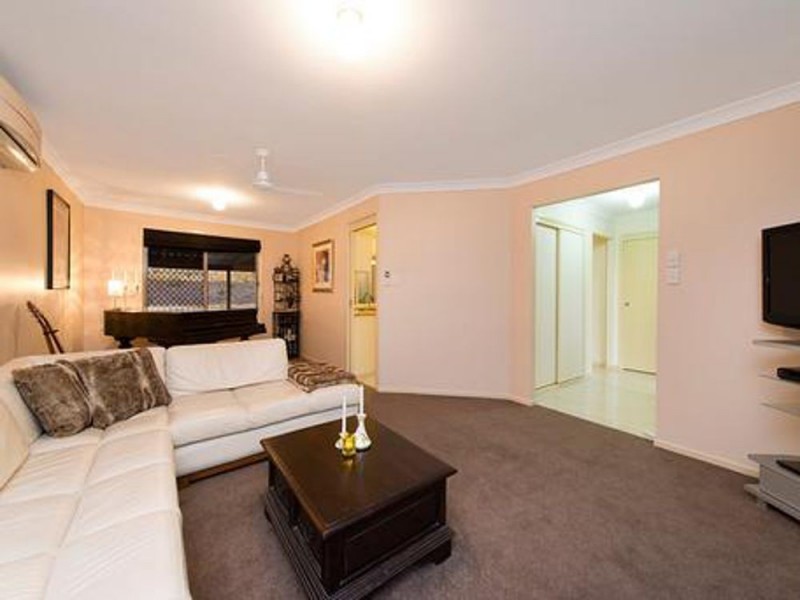 20 Monash Place, Ferny Grove QLD 4055