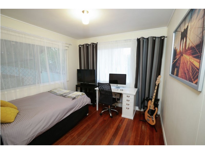 26 Amaroo Avenue, Ferny Hills QLD 4055