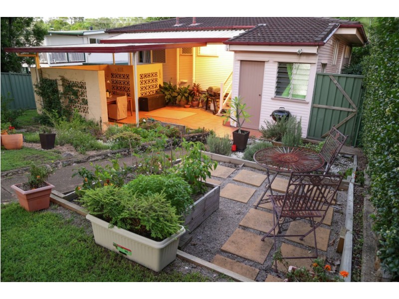 26 Amaroo Avenue, Ferny Hills QLD 4055