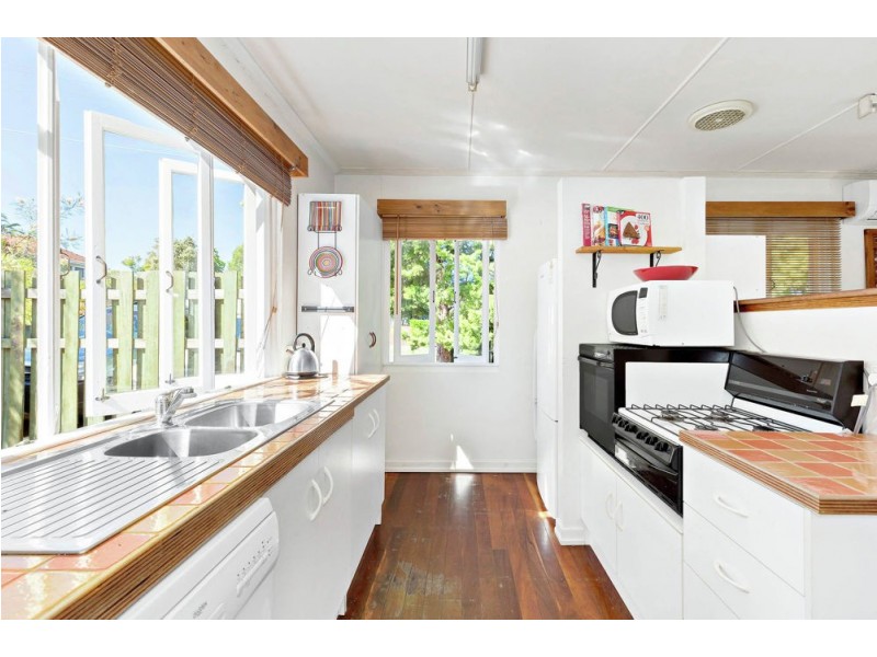 425 Robinson Road West, Geebung QLD 4034