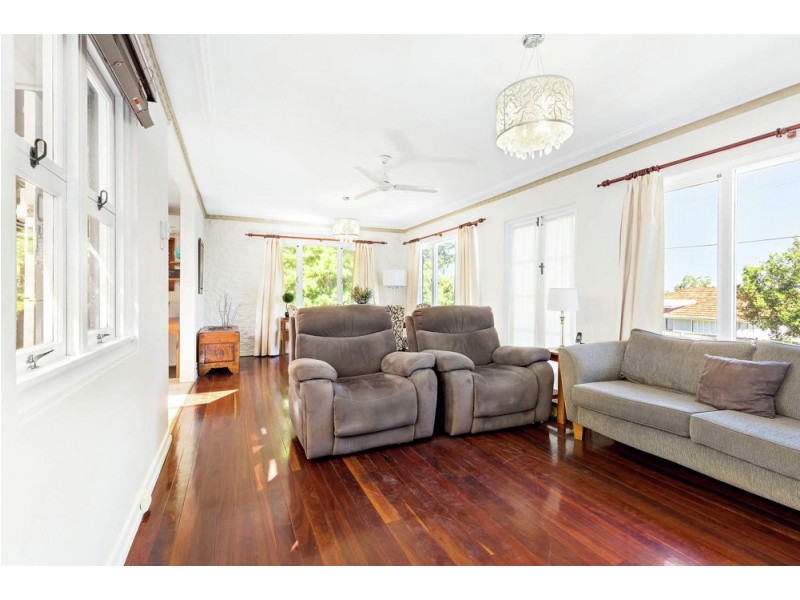 425 Robinson Road West, Geebung QLD 4034