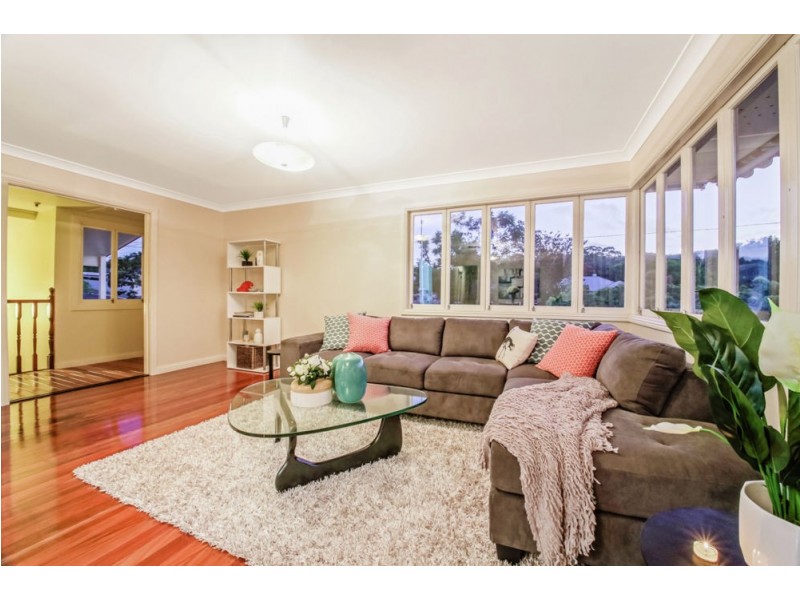 7 Cross Street, Mitchelton QLD 4053