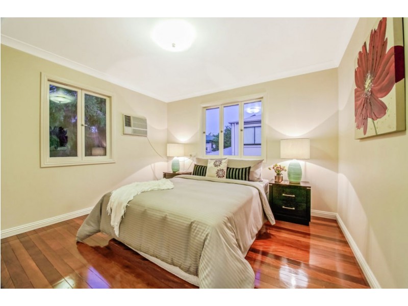 7 Cross Street, Mitchelton QLD 4053