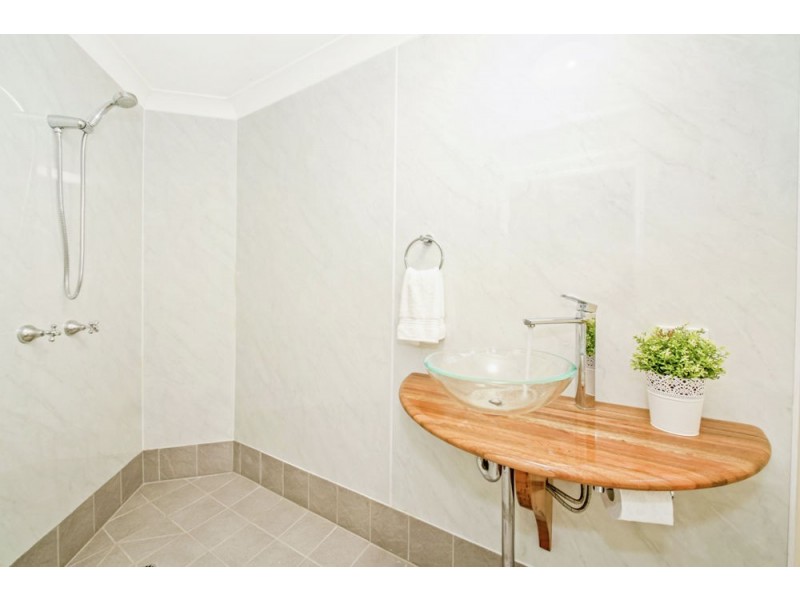 7 Cross Street, Mitchelton QLD 4053