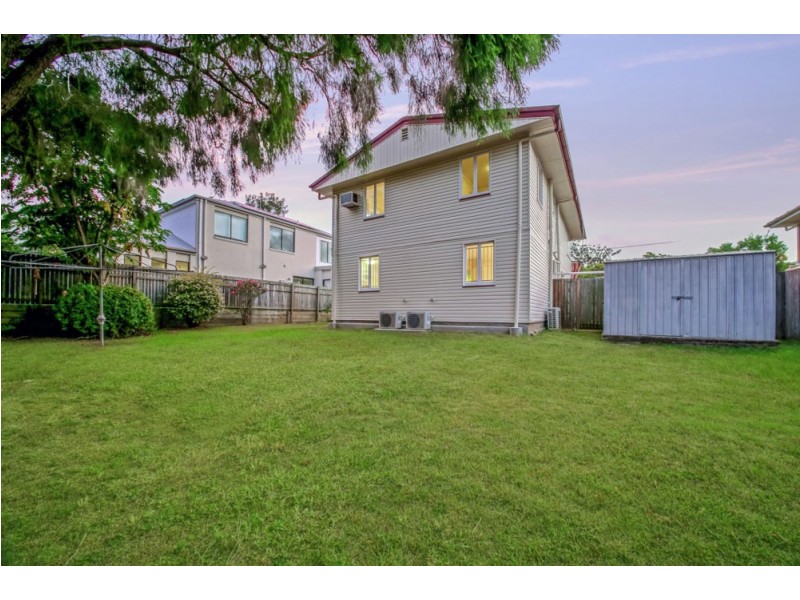 7 Cross Street, Mitchelton QLD 4053