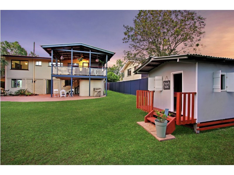 11 Bolong Crescent, Ferny Hills QLD 4055