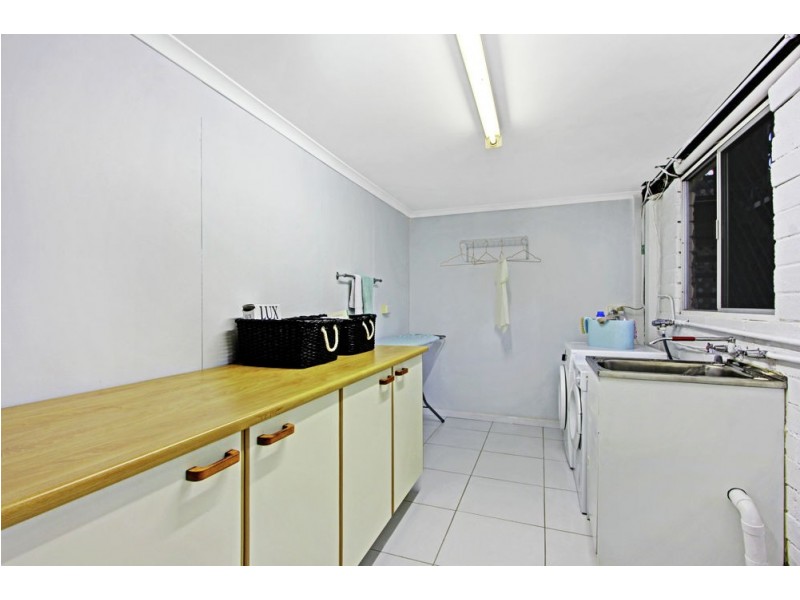 11 Bolong Crescent, Ferny Hills QLD 4055