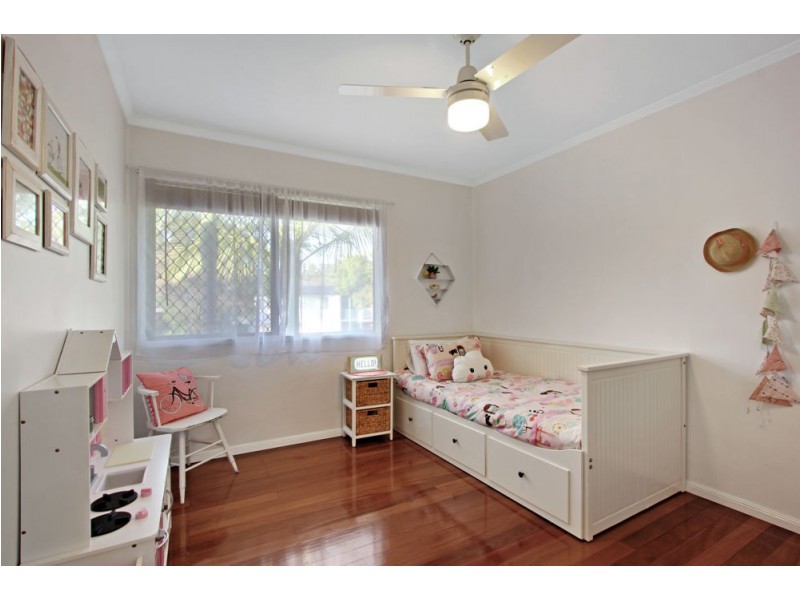 11 Bolong Crescent, Ferny Hills QLD 4055