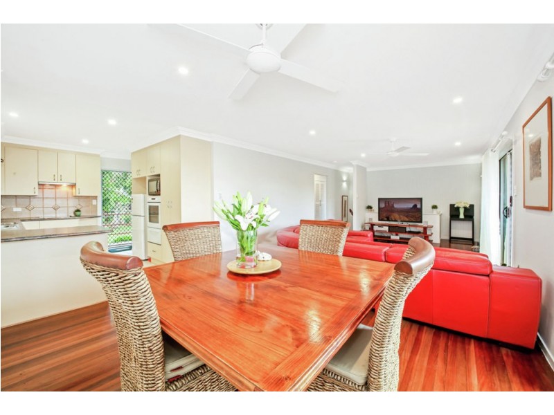 12 Corang Crescent, Ferny Hills QLD 4055