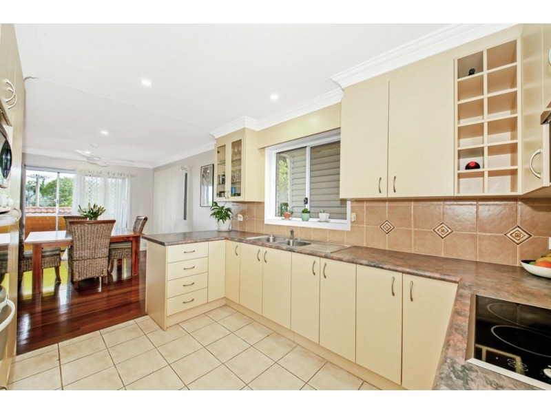 12 Corang Crescent, Ferny Hills QLD 4055
