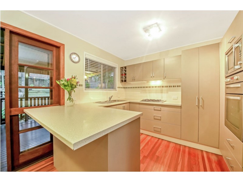 10 Yathong Court, Arana Hills QLD 4054