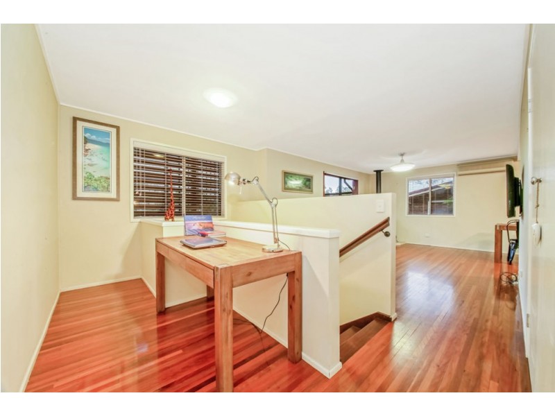 10 Yathong Court, Arana Hills QLD 4054