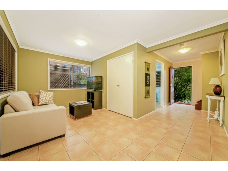10 Yathong Court, Arana Hills QLD 4054