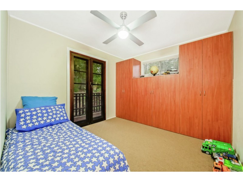 10 Yathong Court, Arana Hills QLD 4054