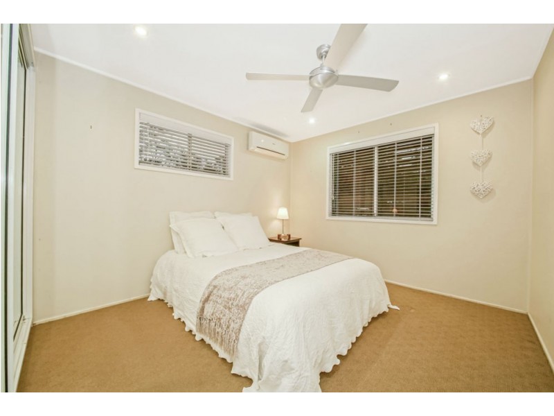 10 Yathong Court, Arana Hills QLD 4054