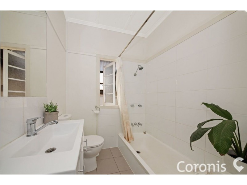 24 Booker Street, Keperra QLD 4054