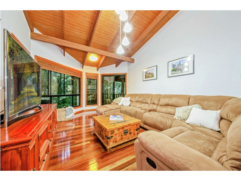 62 Linkwood Drive, Ferny Hills QLD 4055