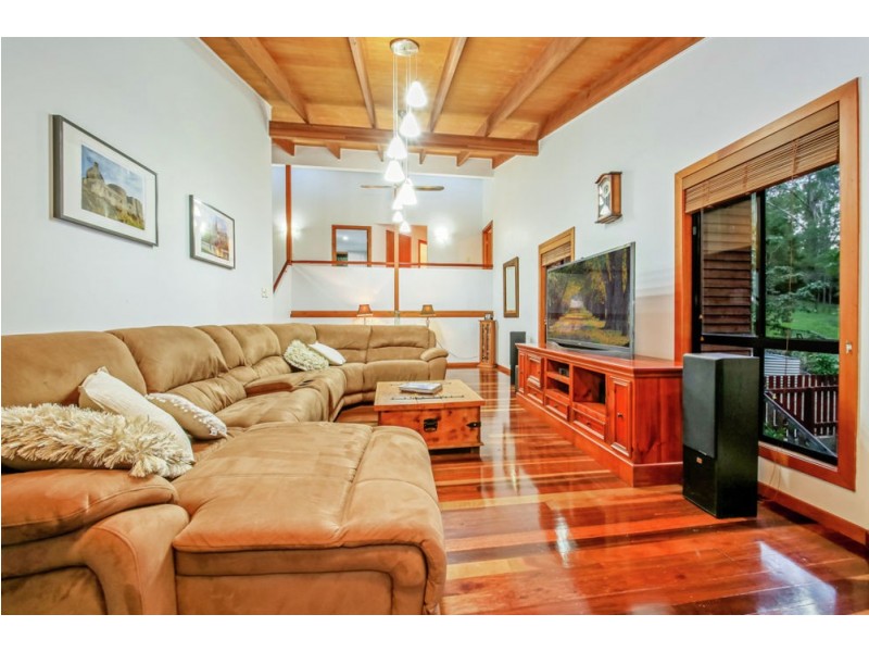 62 Linkwood Drive, Ferny Hills QLD 4055