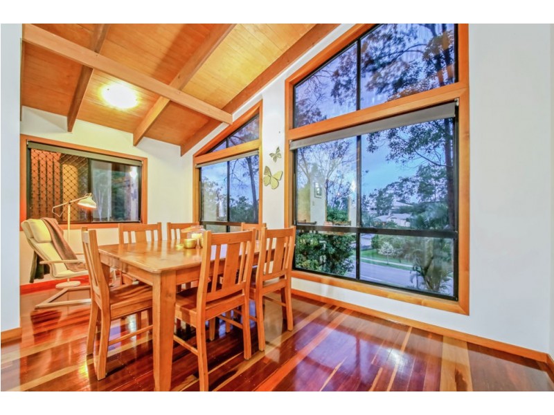 62 Linkwood Drive, Ferny Hills QLD 4055