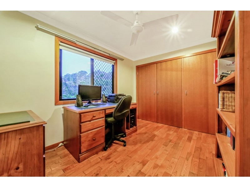 62 Linkwood Drive, Ferny Hills QLD 4055