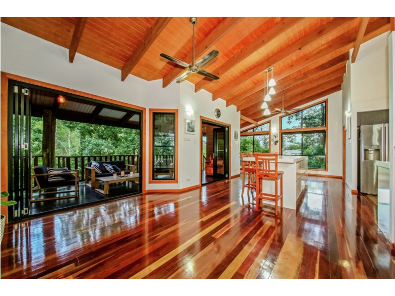 62 Linkwood Drive, Ferny Hills QLD 4055