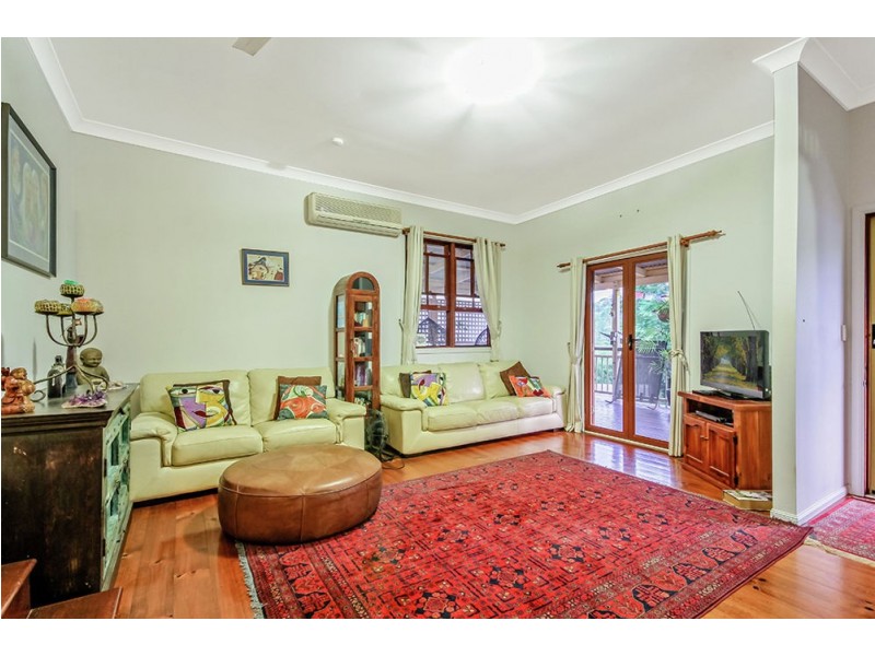 12 Fleetwood Court, Ferny Hills QLD 4055