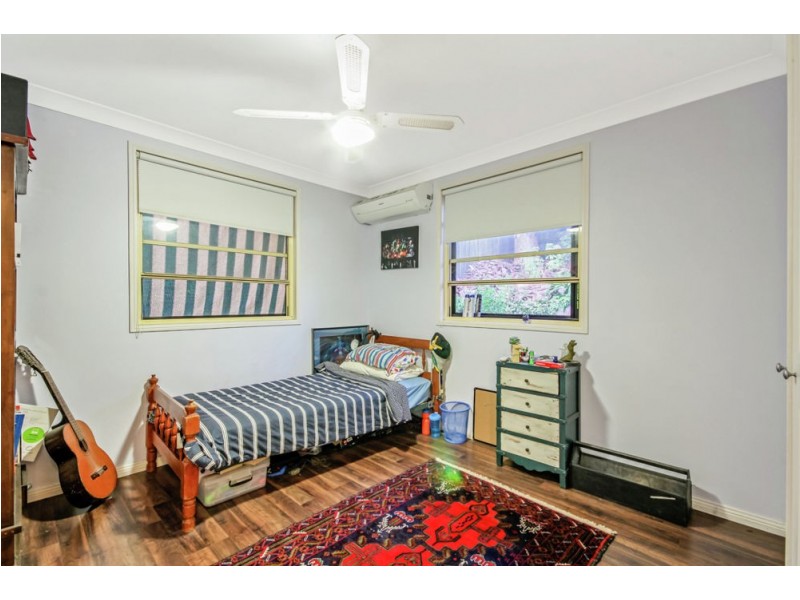 12 Fleetwood Court, Ferny Hills QLD 4055