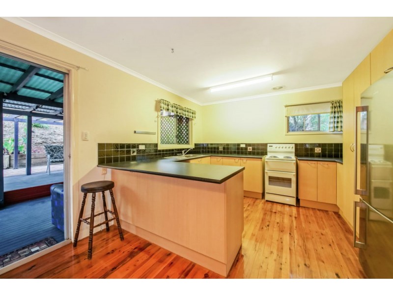 14 Tarcoola Avenue, Ferny Hills QLD 4055